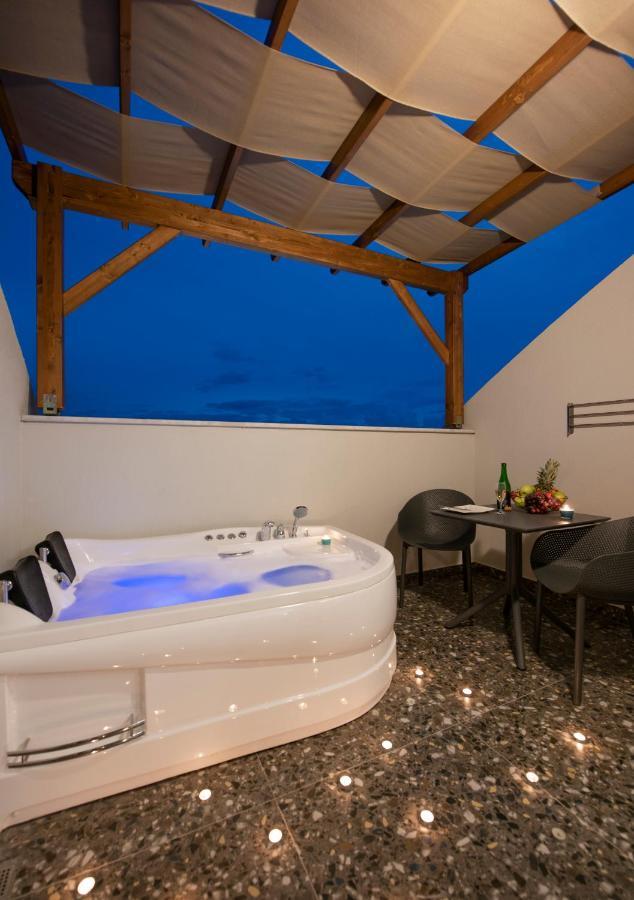 A Suite Sidé Extérieur photo